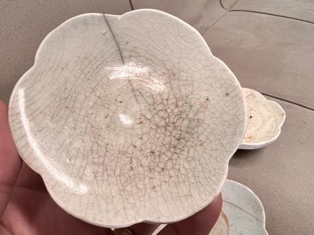 古玩陶瓷南宋 龍泉青白釉杯托4個拍賣,當前價格69元