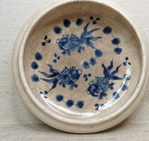 中国　哥釉青華花卉紋鉢3点　金玉万堂　送料込み250511 A Jizhou painted 'bird and flower' bottle vase, Southern