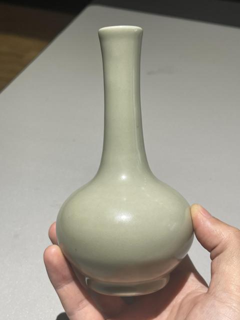 古玩陶瓷清代青釉花瓶拍賣，當前價格8888元