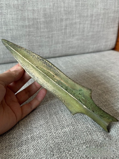 古玩銅器駱越青銅矛真品鑒賞圖