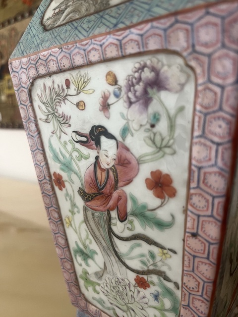 古玩陶瓷粉彩瓶真品鑒賞圖
