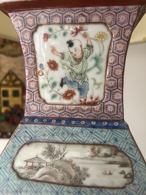 古玩陶瓷粉彩瓶真品鑒賞圖