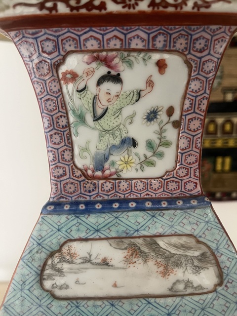 古玩陶瓷粉彩瓶真品鑒賞圖