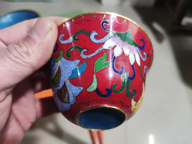 古玩雜項創匯期景泰藍掐絲琺瑯小碗一對拍賣，當前價格268元