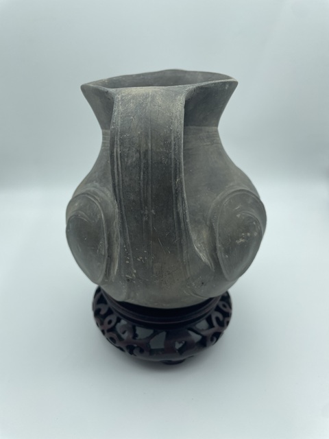 古玩陶瓷漢代·黑陶羊頭壺真品鑒賞圖