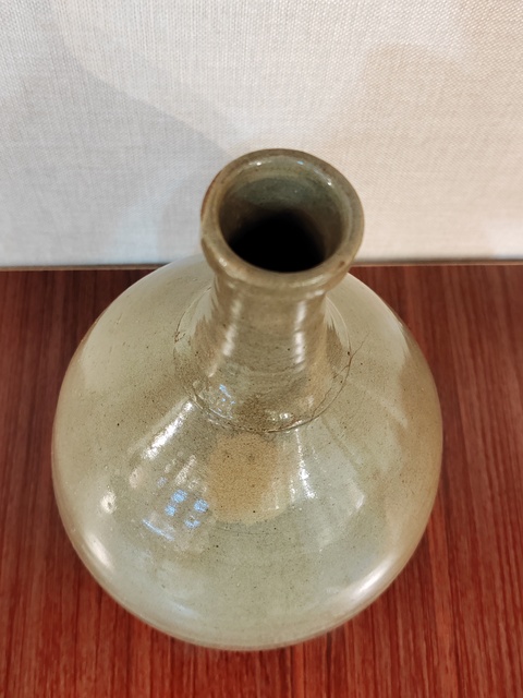古玩陶瓷青瓷膽瓶拍賣,當前價格2800元