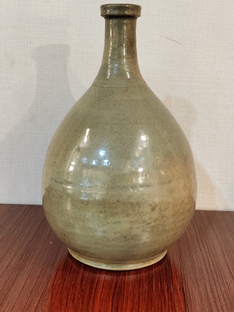 古玩陶瓷青瓷膽瓶拍賣,當前價格2800元