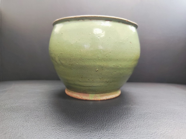 綠釉小缸拍賣，當前價格150元