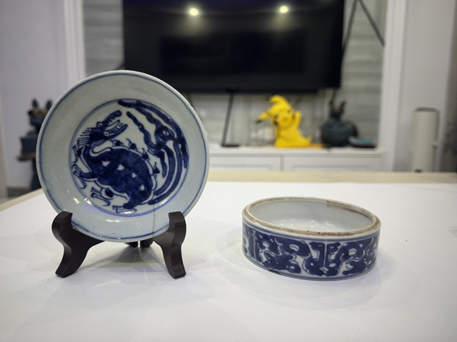 古玩陶瓷雍乾青花夔龍紋盤和結(jié)盒拍賣,當(dāng)前價格788元