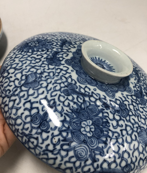 古玩陶瓷青花內五福捧壽外纏枝寶相花紋六格蓋盒拍賣，當前價格1088元