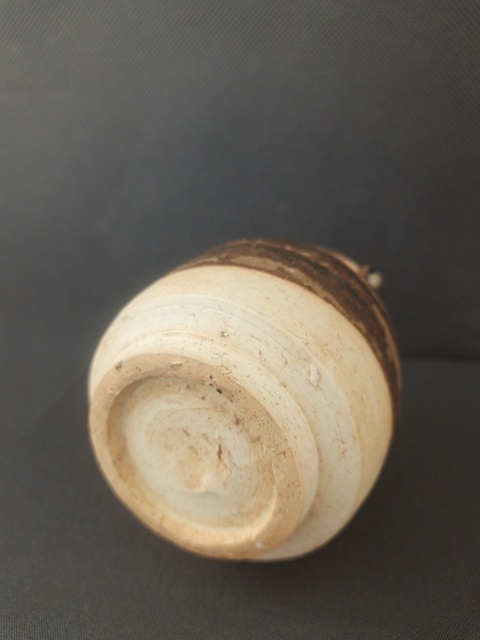 古玩陶瓷褐釉執壺真品鑒賞圖