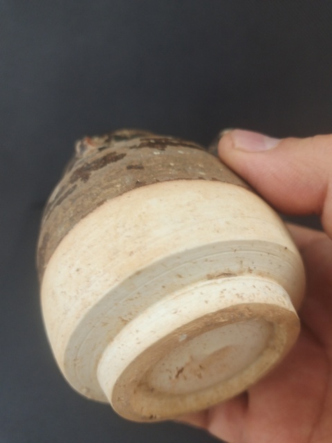 古玩陶瓷褐釉執壺真品鑒賞圖