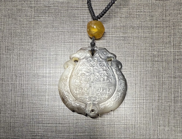 古玩玉器和田玉牌真品鑒賞圖