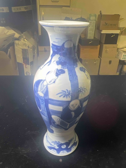 古玩陶瓷三娘教子圖青花觀音瓶真品鑒賞圖