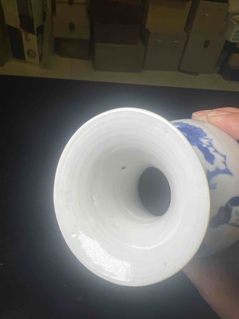 古玩陶瓷三娘教子圖青花觀音瓶真品鑒賞圖