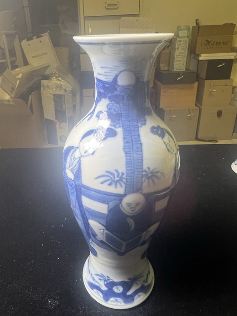 古玩陶瓷三娘教子圖青花觀音瓶真品鑒賞圖