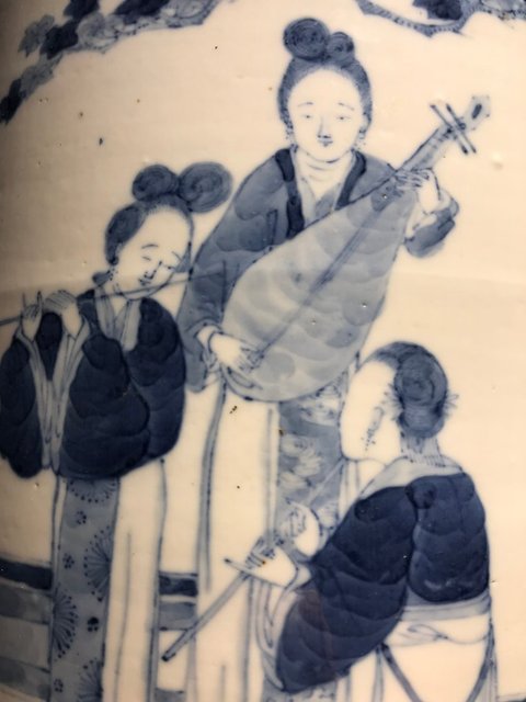 古玩陶瓷人物紋青花棒槌瓶真品鑒賞圖