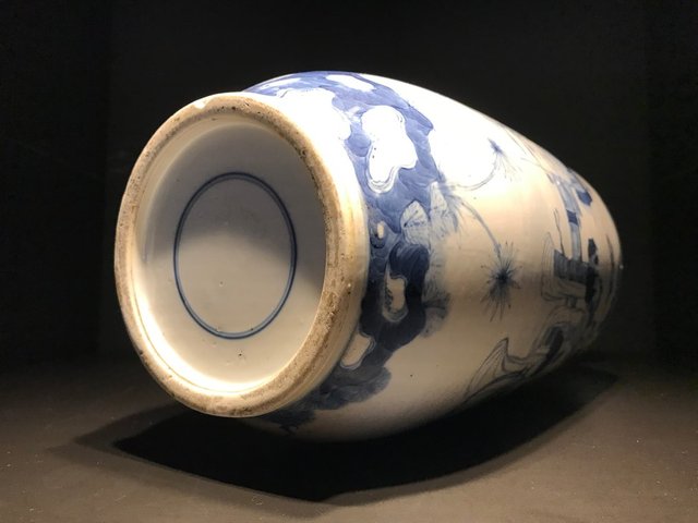 古玩陶瓷人物紋青花棒槌瓶真品鑒賞圖