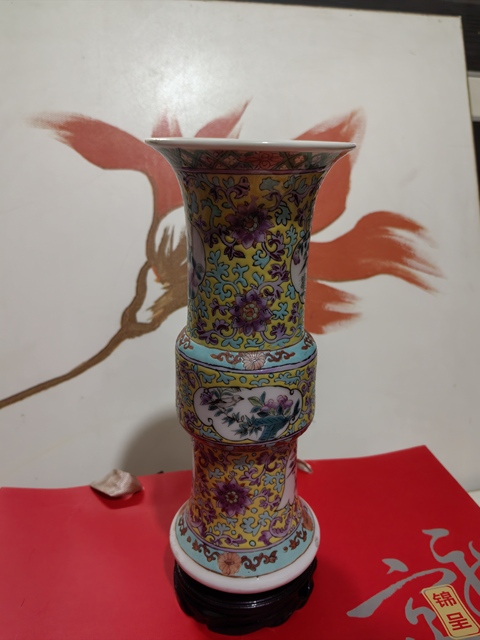 古玩陶瓷粉彩花鳥紋花觚拍賣,當(dāng)前價(jià)格2800元