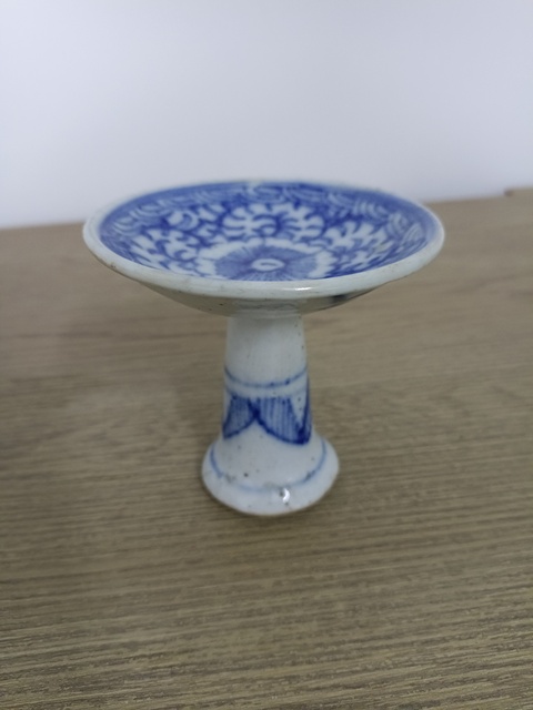 古玩陶瓷清道光花卉紋青花高足盤拍賣，當前價格800元