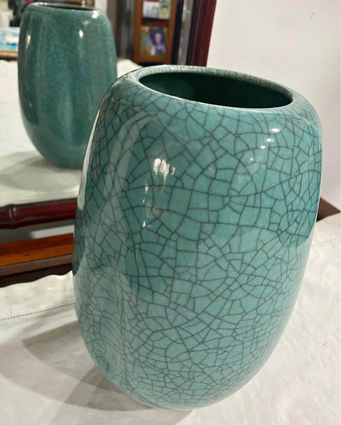 古玩陶瓷哥釉瓶真品鑒賞圖
