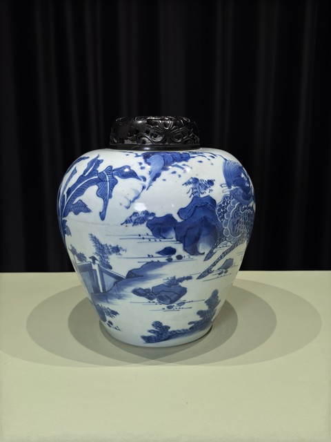 古玩陶瓷明末清初 青花麒麟望月圖罐拍賣，當前價格80000元