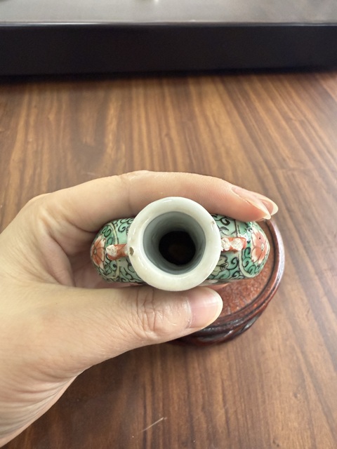 古玩陶瓷花卉紋五彩抱月瓶拍賣，當前價格1680元