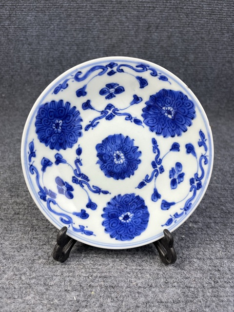 古玩陶瓷青花西番蓮花卉紋盤拍賣，當前價格799元