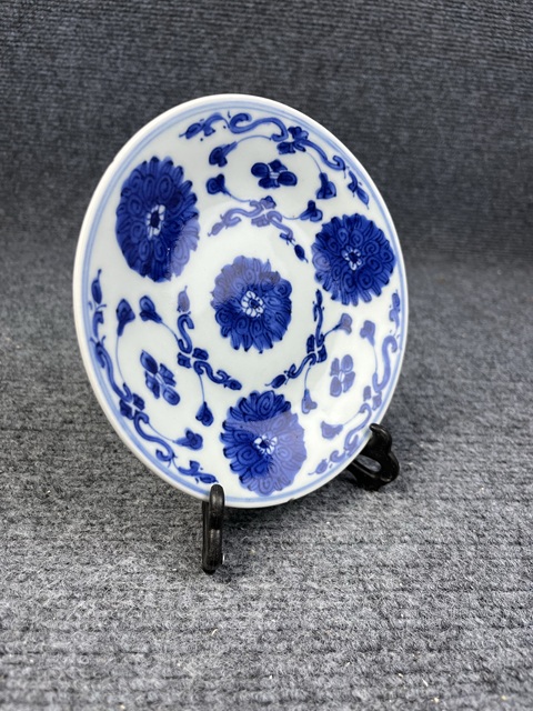 古玩陶瓷青花西番蓮花卉紋盤拍賣，當前價格799元