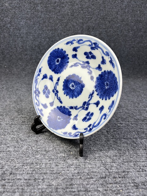 古玩陶瓷青花西番蓮花卉紋盤拍賣，當前價格799元