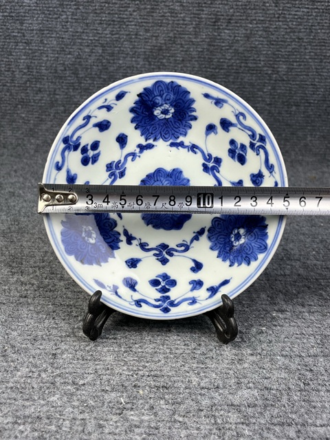 古玩陶瓷青花西番蓮花卉紋盤拍賣，當(dāng)前價(jià)格888元