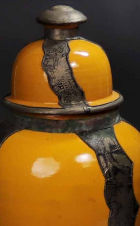 古玩陶瓷黃釉蓋罐真品鑒賞圖