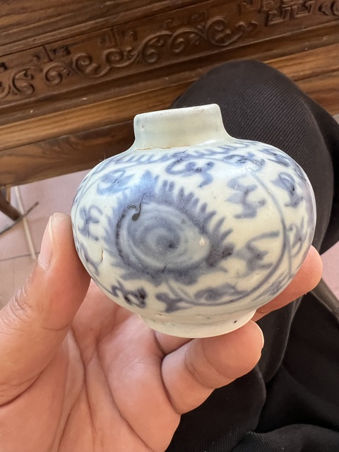 古玩陶瓷明代空白期火焰紋青花水盂拍賣，當(dāng)前價(jià)格3200元