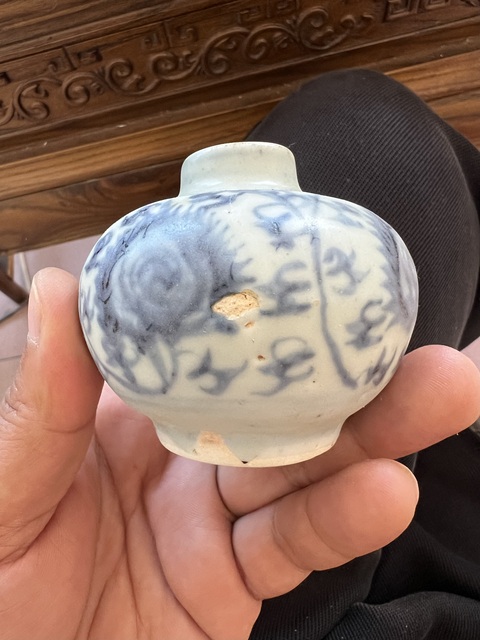 古玩陶瓷明代空白期火焰紋青花水盂拍賣，當(dāng)前價(jià)格3200元