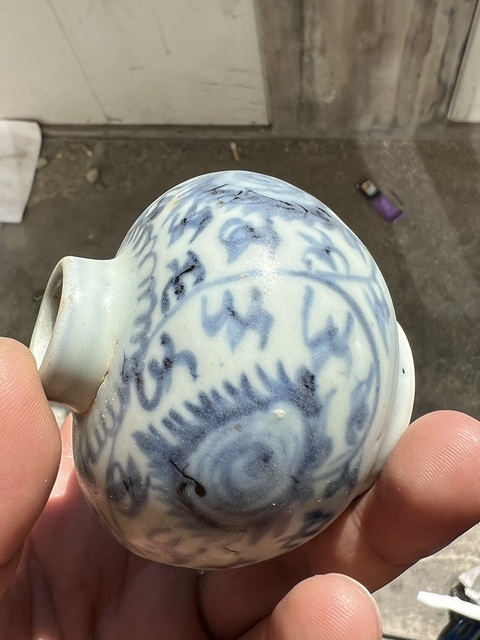 古玩陶瓷明代空白期火焰紋青花水盂拍賣，當(dāng)前價(jià)格3200元