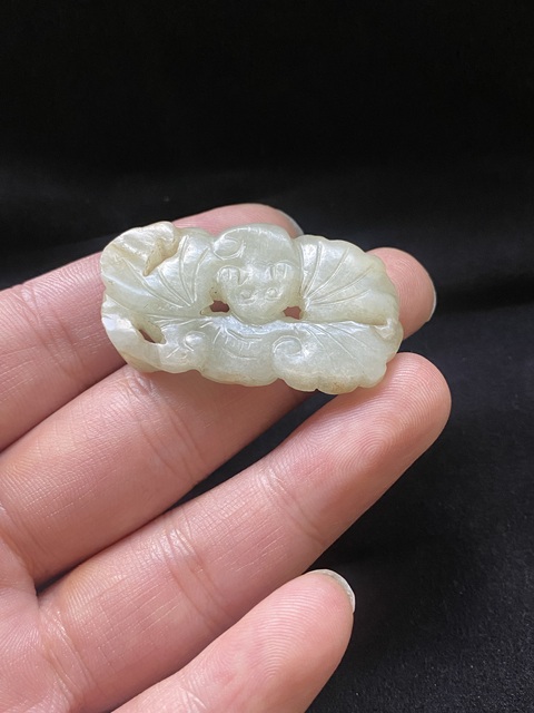 古玩玉器(一口價放漏)清代和田玉雕“福佩”拍賣,當前價格3500元
