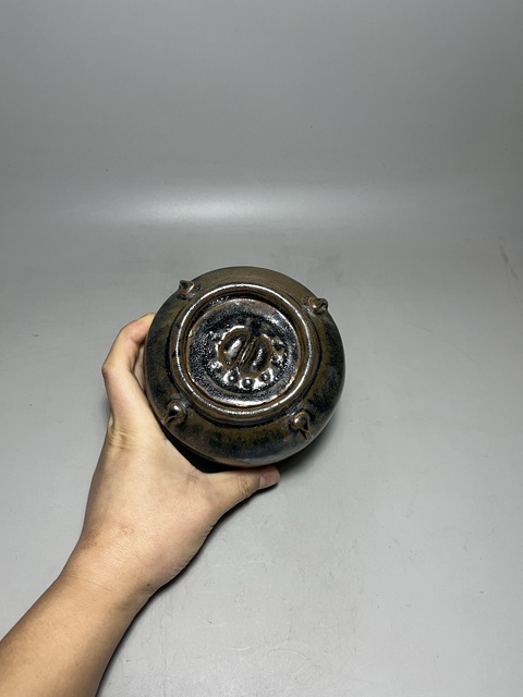 古玩陶瓷窯變黑釉四系茶葉罐拍賣，當前價格0元