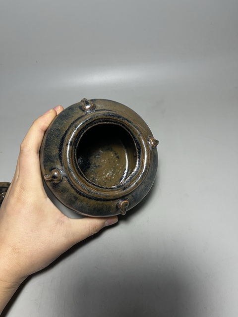 古玩陶瓷窯變黑釉四系茶葉罐拍賣，當前價格0元