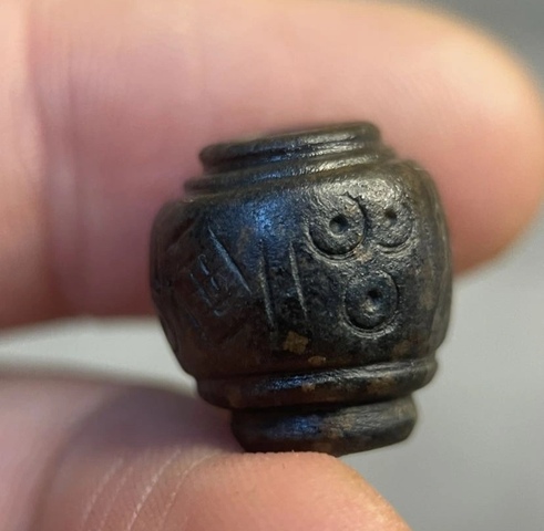 古玩玉器文化期.五千年銘文圖案黑石紡錘珠拍賣,當前價格1900元