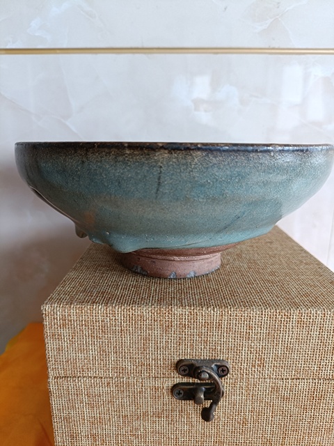 古玩陶瓷五大名窯之一元代鈞窯天藍釉大碗拍賣，當前價格5980元
