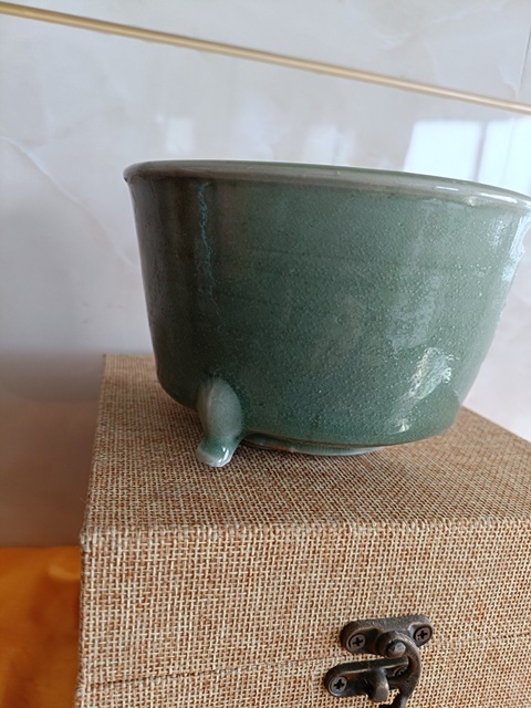 古玩陶瓷精品南宋龍泉梅子青釉吊腳爐拍賣，當(dāng)前價(jià)格598元