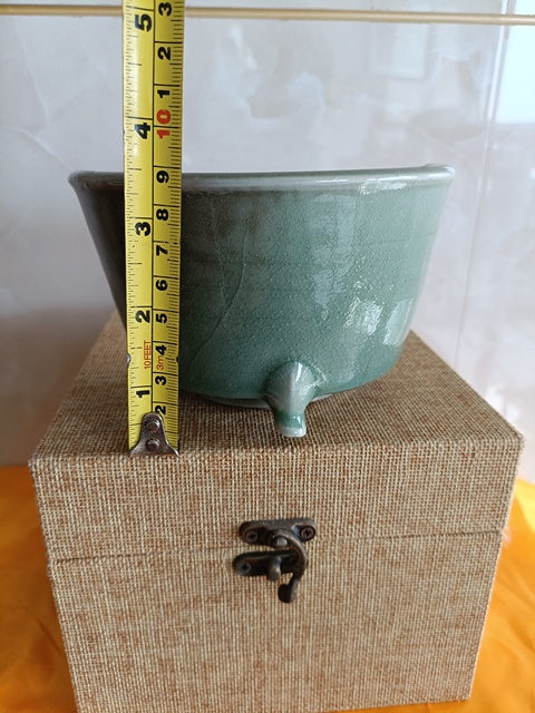 古玩陶瓷精品南宋龍泉梅子青釉吊腳爐拍賣，當(dāng)前價(jià)格598元