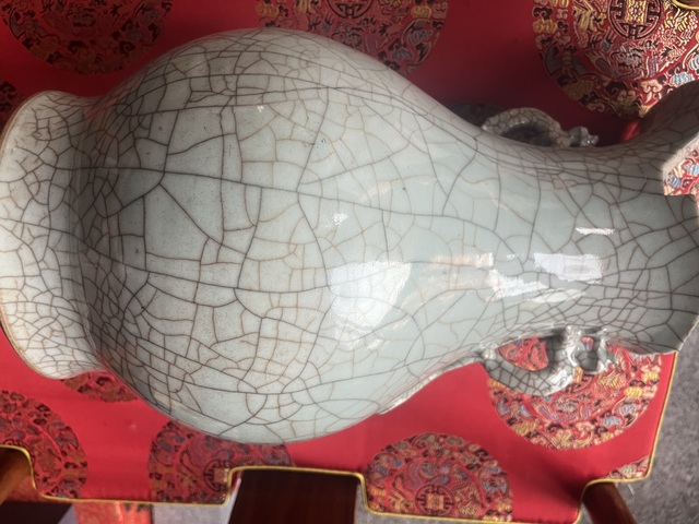 古玩陶瓷哥釉開片雙耳尊瓶真品鑒賞圖