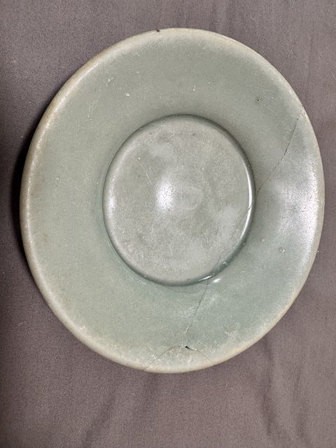 古玩陶瓷龍泉青瓷盤真品鑒賞圖