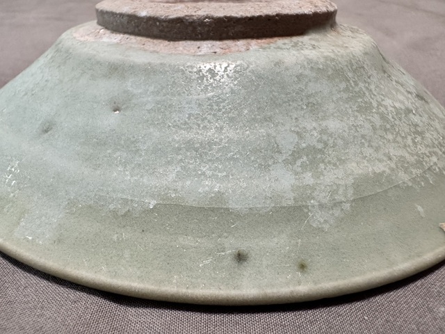 古玩陶瓷龍泉青瓷盤真品鑒賞圖