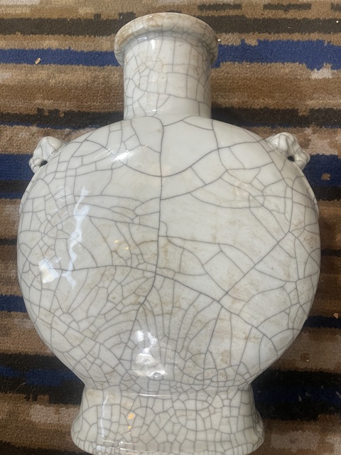 古玩陶瓷哥釉扁瓶真品鑒賞圖