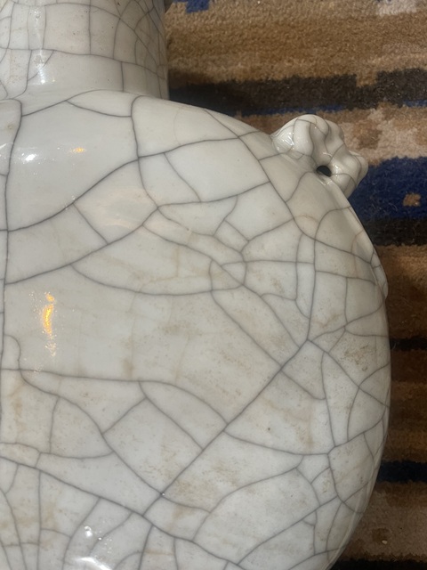 古玩陶瓷哥釉扁瓶真品鑒賞圖