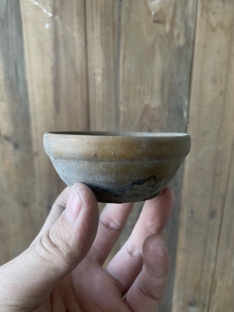 古玩陶瓷明代褐釉瓷杯拍賣，當前價格150元