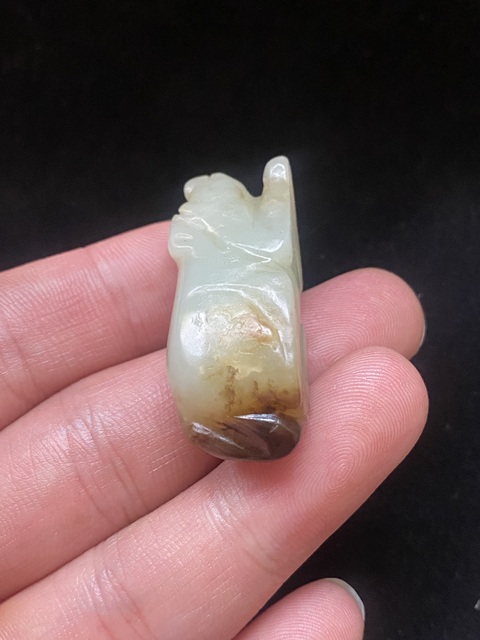 古玩玉器幾十年和田玉圓雕“瑞獸”把件拍賣，當前價格1000元