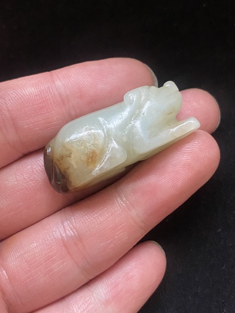 古玩玉器幾十年和田玉圓雕“瑞獸”把件拍賣，當前價格1000元